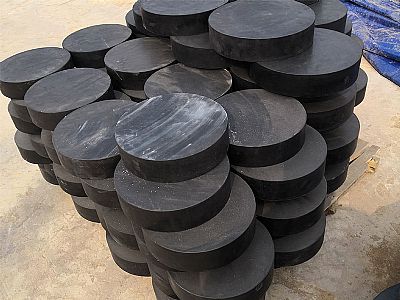 卢氏县板式橡胶支座由若干层橡胶片与薄钢板经加压硫化